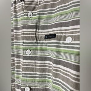 Columbia button down short sleeve shirt XL